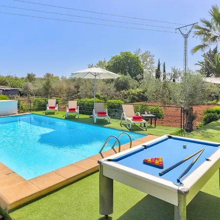 Martin By فيلة بورت دي بوينسا